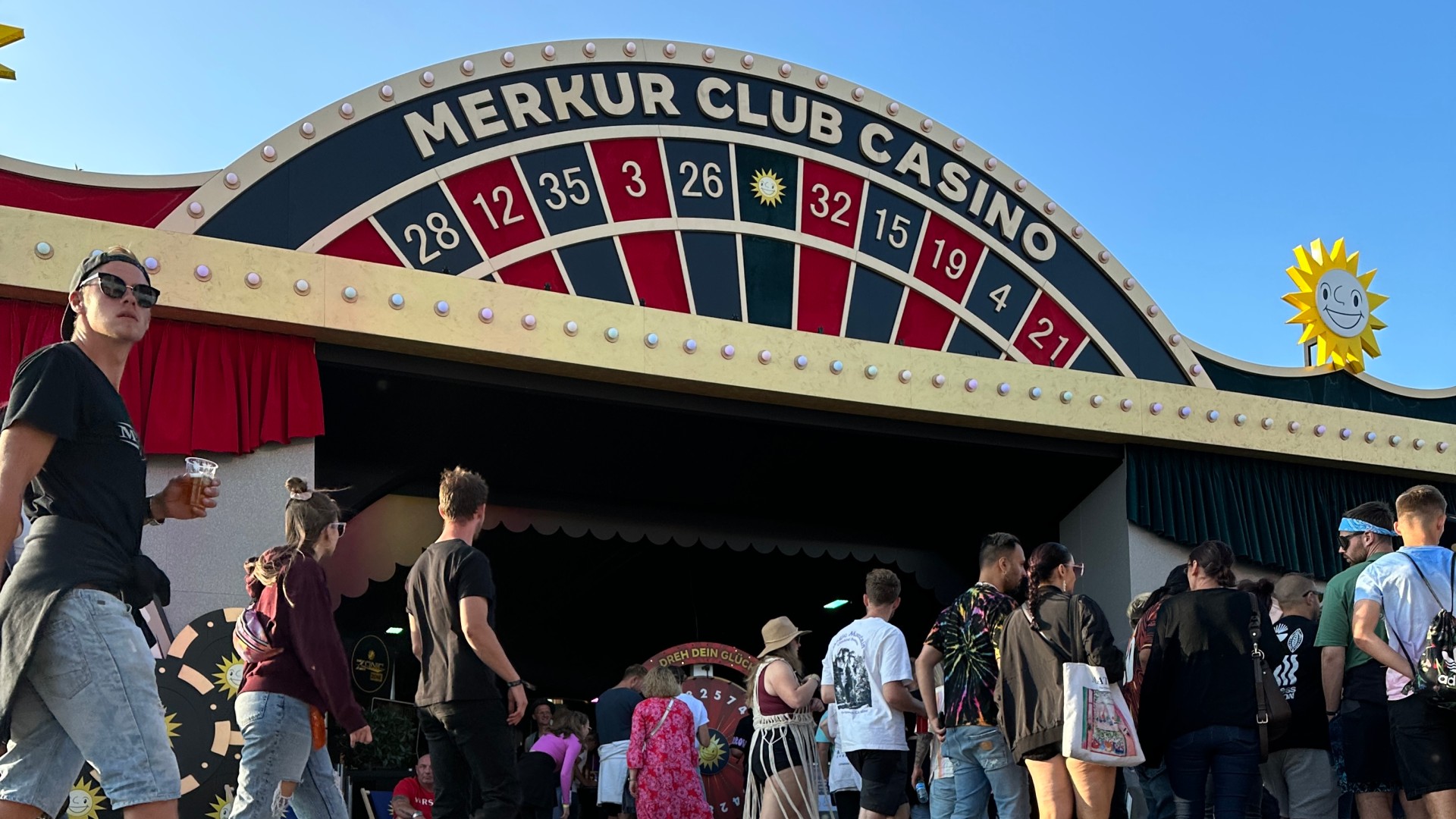 Parookaville_Merkur Club Casino_Außenansicht